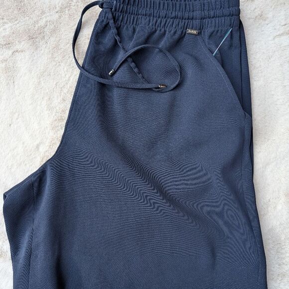 EUC St. John Navy Blue Knit Loose Fit Drawstring Activewear Bermuda Shorts M - Picture 11 of 16